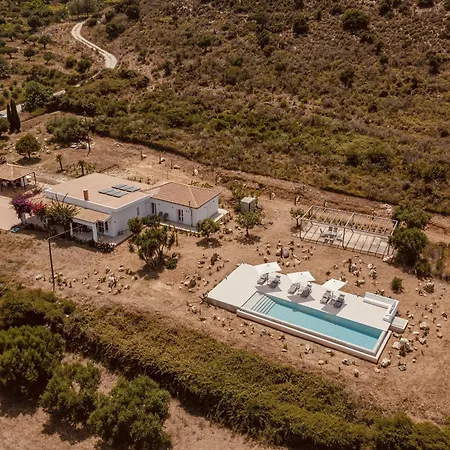 Hotell Aionia In Lepeda 3*