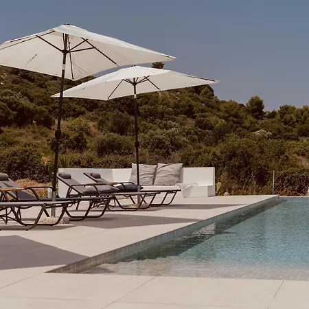 Hotell Aionia In Lepeda 3*