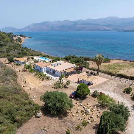 Aionia In Lepeda 호텔 릭수리